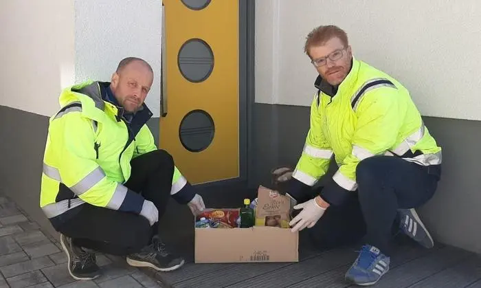 Knittelfelds Bürgermeister Harald Bergmann (rechts, im Bild mit Siocherheitsreferent Klaus Wallner) setzt auf Notfallpakete