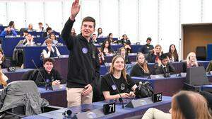 Im Rahmen des Projekts Euroscola können junge Menschen in die Rolle von EU-Abgeordneten schlüpfen