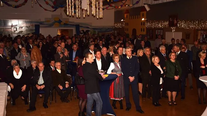 „Ihr seid die Aushängeschilder unserer Gemeinde“, lobte der Straßer Bürgermeister Reinholf Höflechner die ehrenamtlich Tätigen im vollen Kultursaal.