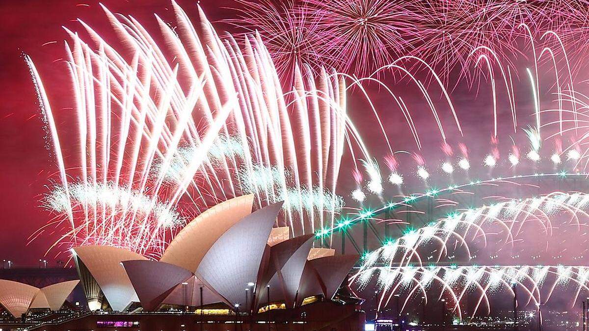Das Feuerwerk vor der Oper in Sydney