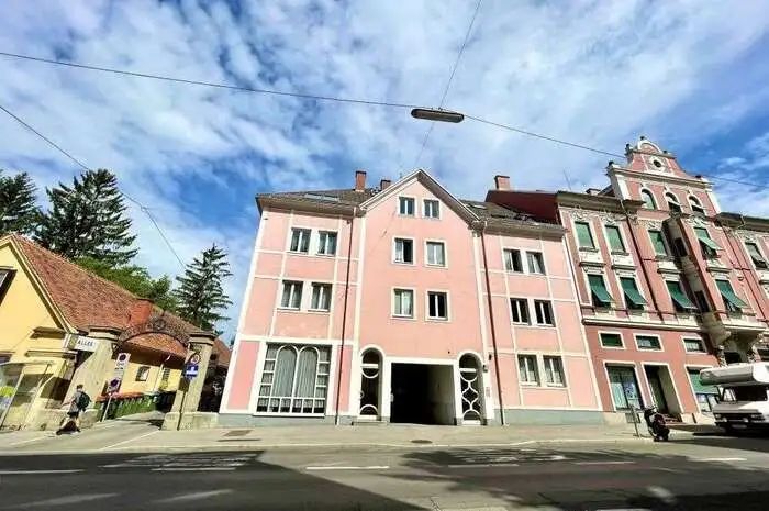 Die teuerste Immobilie, die derzeit in Graz zu haben ist: Ein Zinshauskomplex in der Heinrichstraße und Max-Mell-Allee mit 34 Wohnungen.