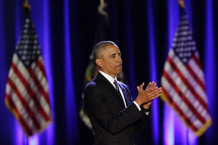 Er wird am 20. Jänner von Donald Trump abgelöst. Obama ist der erste schwarze Präsident in der Geschichte der Vereinigten Staaten.