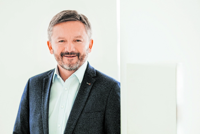 Anton Berger, Innungsmeister Sanitär- & Heizungstechniker: | „Wir haben nicht nur einen Fachkräftemangel, sondern auch einen Mangel an Arbeitsstunden. Wenn die Leistungsbereitschaft und damit Kaufkraft fehlt, hat das eine fatale Signalwirkung auf die nächste Generation.“