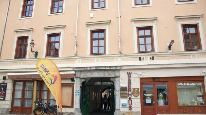 Der erste "Vintage Bazaar" fand in den Räumlichkeiten des Weberhauses am Südtirolerplatz in Weiz statt.