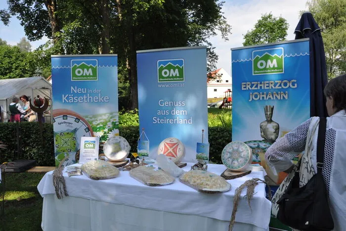 Es gab aber auch Gutes von der Obersteirischen Molkerei zu verkosten ...