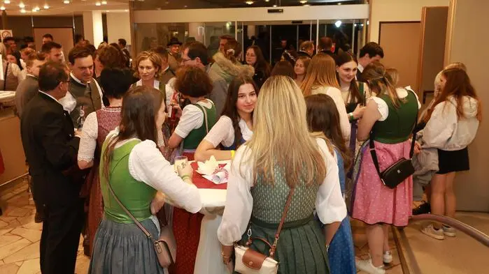 Die Landjugend Bezirk Judenburg lud zum traditionellen Bezirksball, der am Montag im festlich dekorierten Arbeiterheim Fohnsdorf stattgefunden hat.