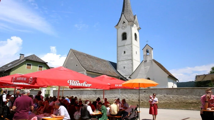 Zum Dorffest lud am Wochenende der Männergesangsverein (MGV) Zweikirchen in der Gemeinde Liebenfels.