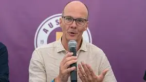 KLAGENFURT,AUSTRIA,05.JUL.22 - SOCCER - ADMIRAL Bundesliga, SK Austria Klagenfurt, press conference, presentation jersey. Image shows president Herbert Matschek (Klagenfurt). Photo: GEPA pictures/ Johannes Friedl