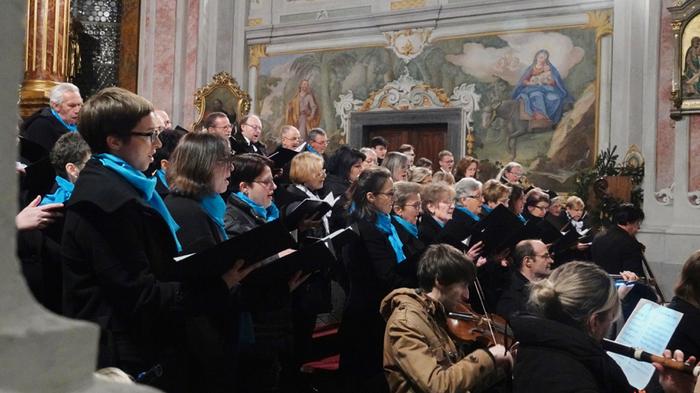 Der Weizbergchor mit dem Coro Città di Trieste, mit Barockinstrumentalisten und Solisten begeisterten mit Bach's Weihnachtsoratorium und dem Magnificat von Albinoni...