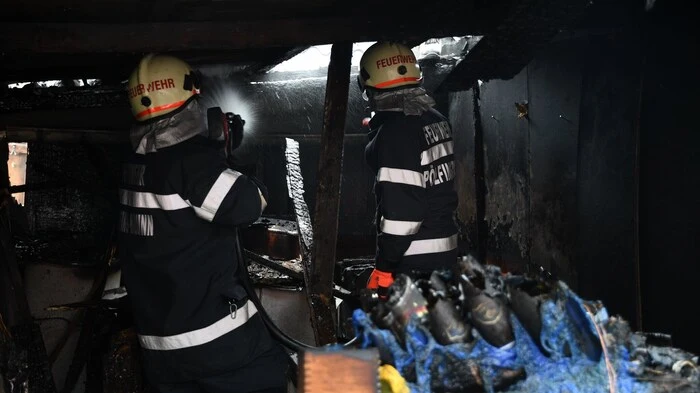 In einer Gartenhütte in der "Kolonie" brach am Mittwoch Feuer aus.