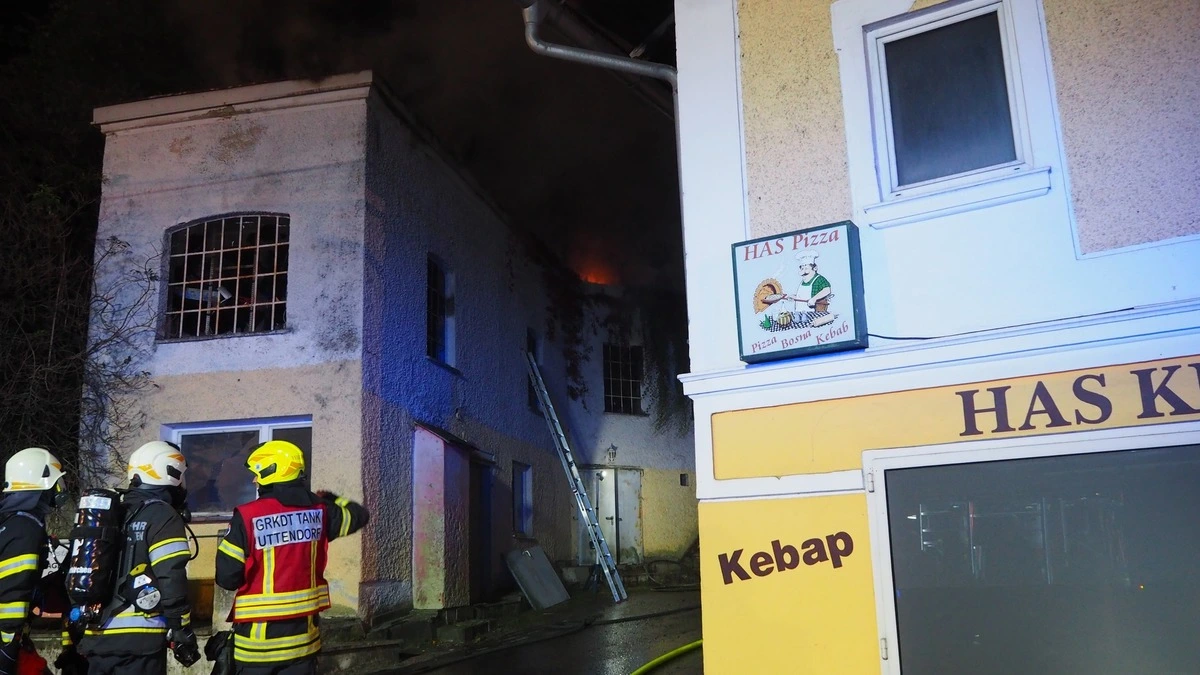 Die Feuerwehr musste mit dem Atemschutztrupp ausrücken