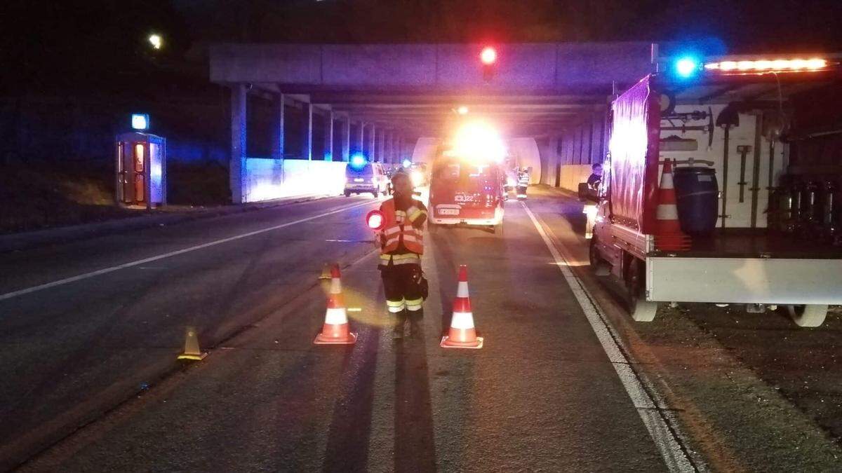 Für rund eine Stunde blieb der Schartnerkogeltunnel auf der A9 gestern gesperrt