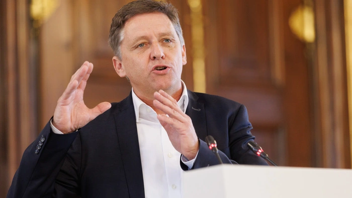 Lambert Schönleitner unterstützt die verärgerten Anrainer (Sujet)