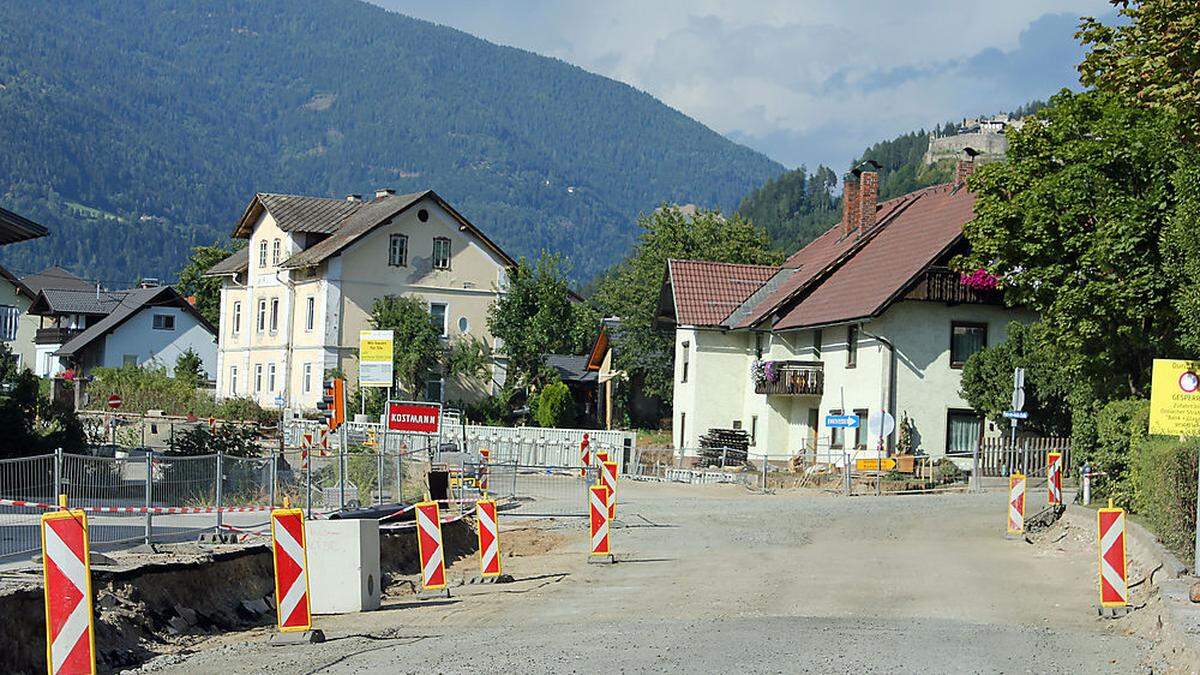 Seit Mittwoch und bis heute Mittag ist die Ortsdurchfahrt von Landskron komplett gesperrt 