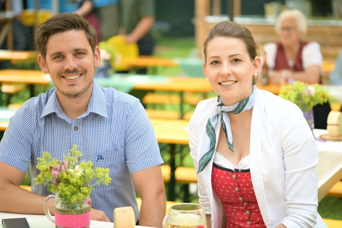 Landtagsabgeordnete Liane Moitzi mit Gemeinderat Dominik Modre