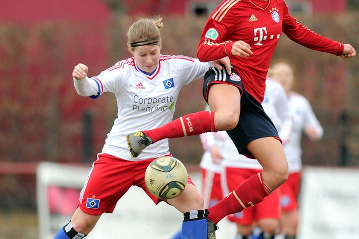 2012 im Trikot des FC Bayern