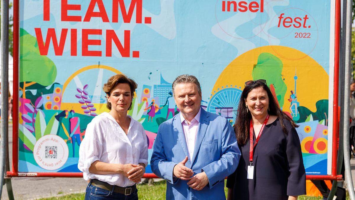SPÖ-Chefin Pamela Rendi-Wagner besuchte ihren Parteikollegen und Wiener Bürgermeister Michael Ludwig (SPÖ) und die Landesparteisekretärin Barbara Novak letzten Sommer beim 39. Donauinselfest