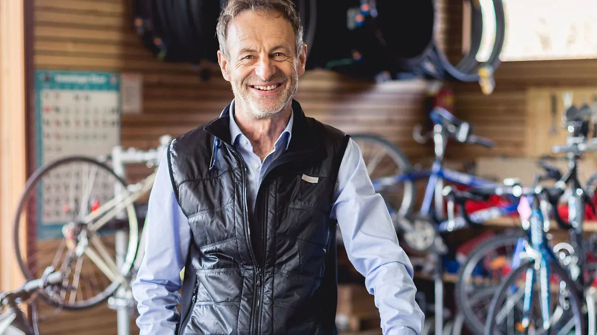 Rund 600 Räder gehen heute pro Jahr über den Oberländer-Ladentisch. Tendenz stark steigend.