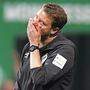 Das Spiel von Werder Bremen und Trainer Florian Kohfeldt wird vielleicht nicht im TV übertragen