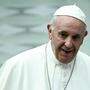 Papst Franziskus lässt den Zölibat bewusst in der Schweb