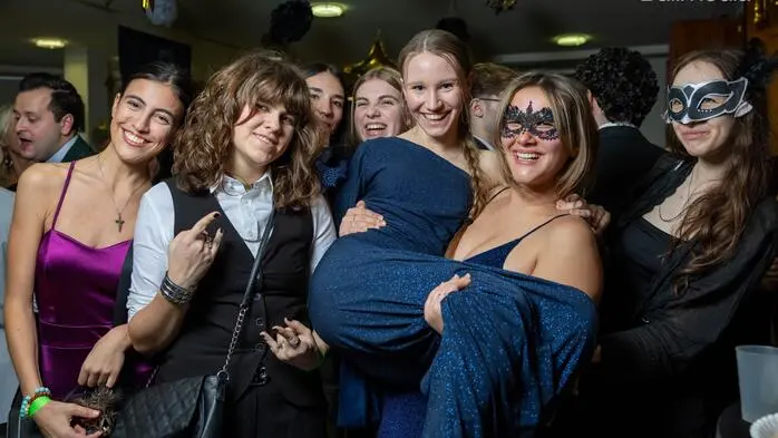 Nach Venedig entführt wurden die Besucherinnen und Besucher des Maturaballs der 8c-Klasse des B(R)G Leibnitz.