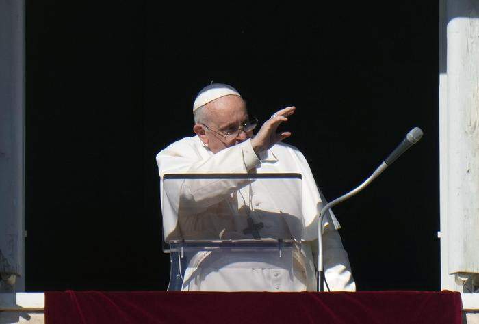 Papst Franziskus gibt sein Einverständnis für den Segen homosexueller Paare