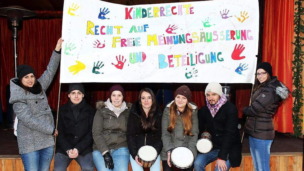 Die Abschlussveranstaltung fand am Christkindlmarkt statt