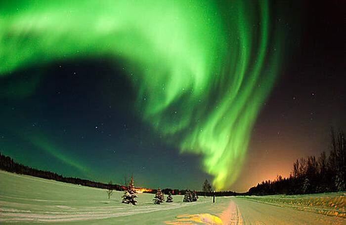 Phänomenales Polarlicht, aufgenommen in Lappland
