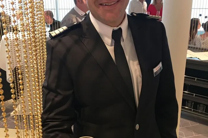 Thomas Eder, General Manager der „Mein Schiff 5“, stammt aus Wiener Neustadt.