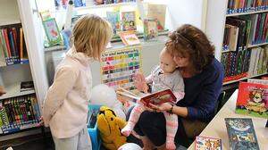 Lesen beginnt mit der Geburt und dauert ein Leben lang: Die Stadt- bibliothek Judenburg bietet auch eine Kinder-Jahreskarte 