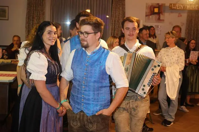 Auftanz durch die Landjugend Eberstein.