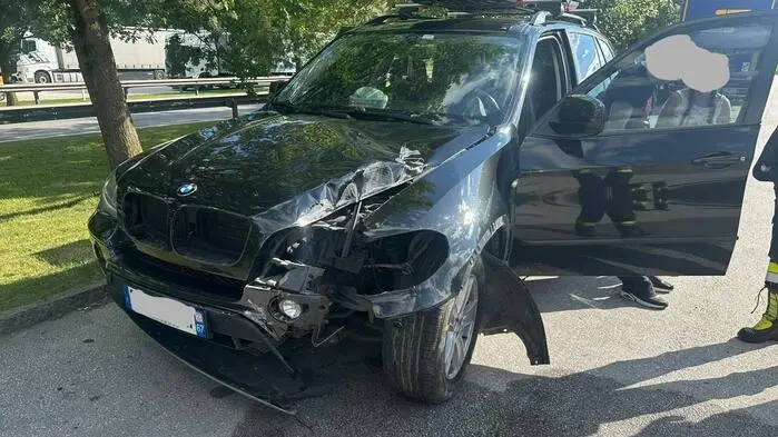 Der Wagen des Franzosen wurde beschädigt