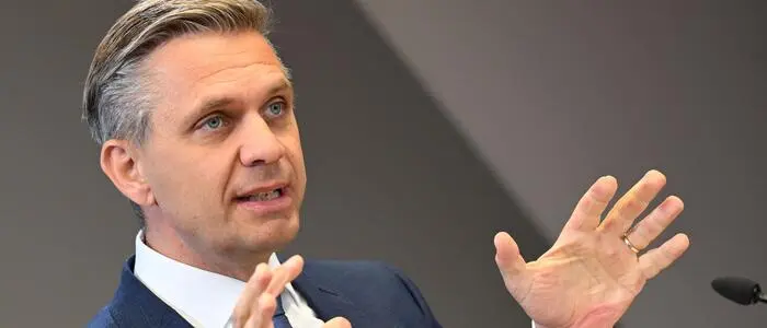 Wirtschaftsminister Wolfgang Hattmannsdorfer