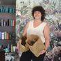 Friseurin Martina Zink sammelt in ihrem Salon in Hartberg die Haare ihrer Kunden