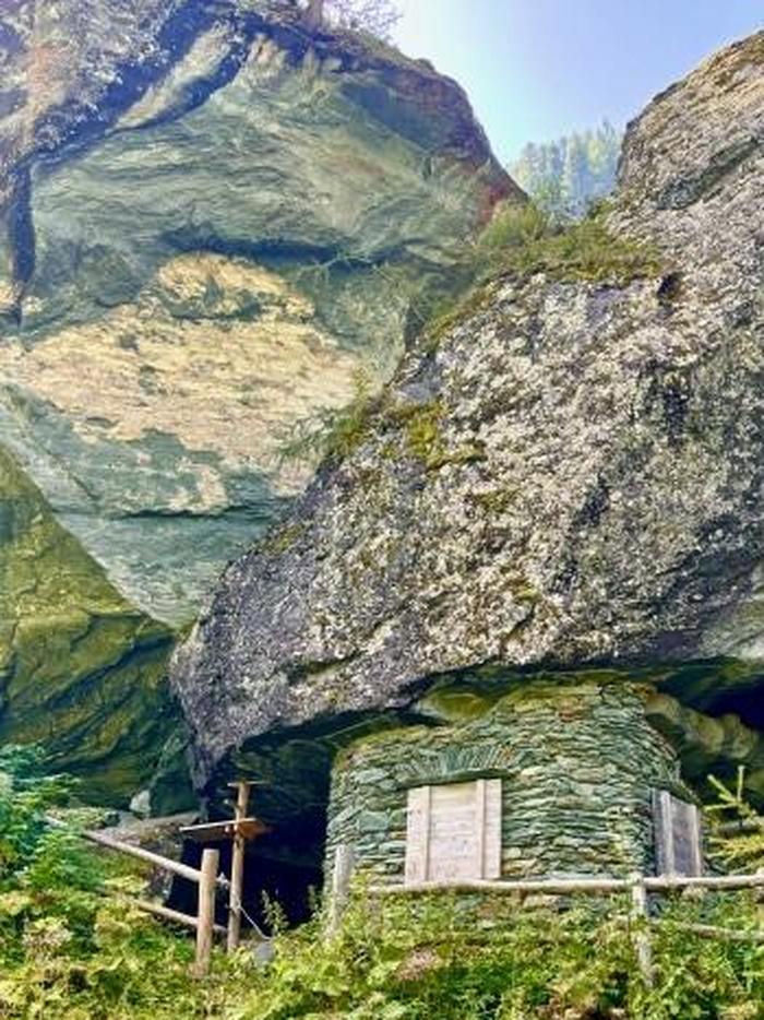 Das kleine Steinhaus sorgt für großes Staunen