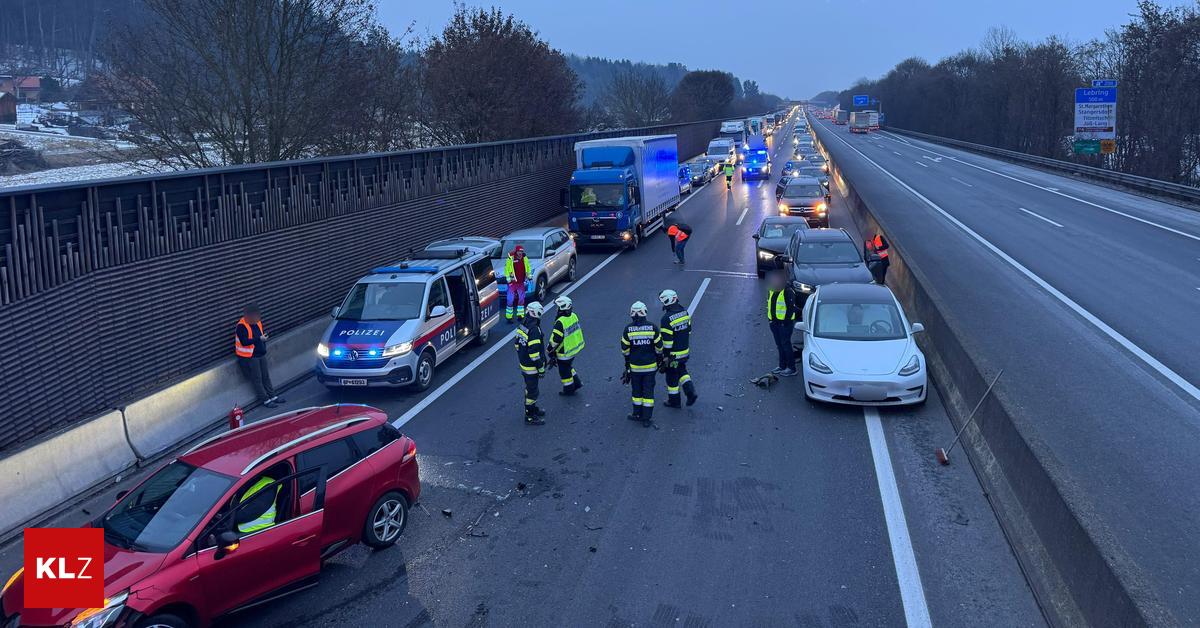 A9-bei-Lebring-Langer-Stau-nach-Auffahrunfall-mit-6-Fahrzeugen