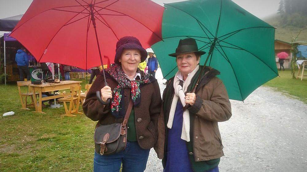 Die Gäste des Almenland-Kirtags auf der Teichalm bewiesen Wetterresistenz.