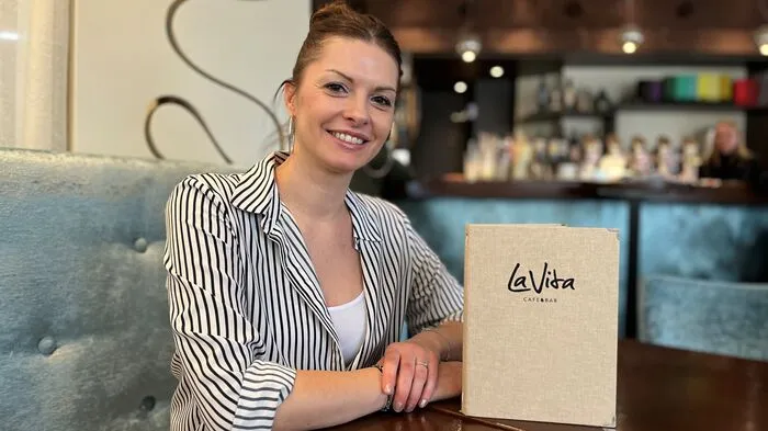 Manuela Hofer, Inhaberin Cafe La Vita: "Weiz ist eine sehr lebenswerte Stadt, hat alles, was man braucht. Man darf nicht jammern, sondern Initiative zeigen."