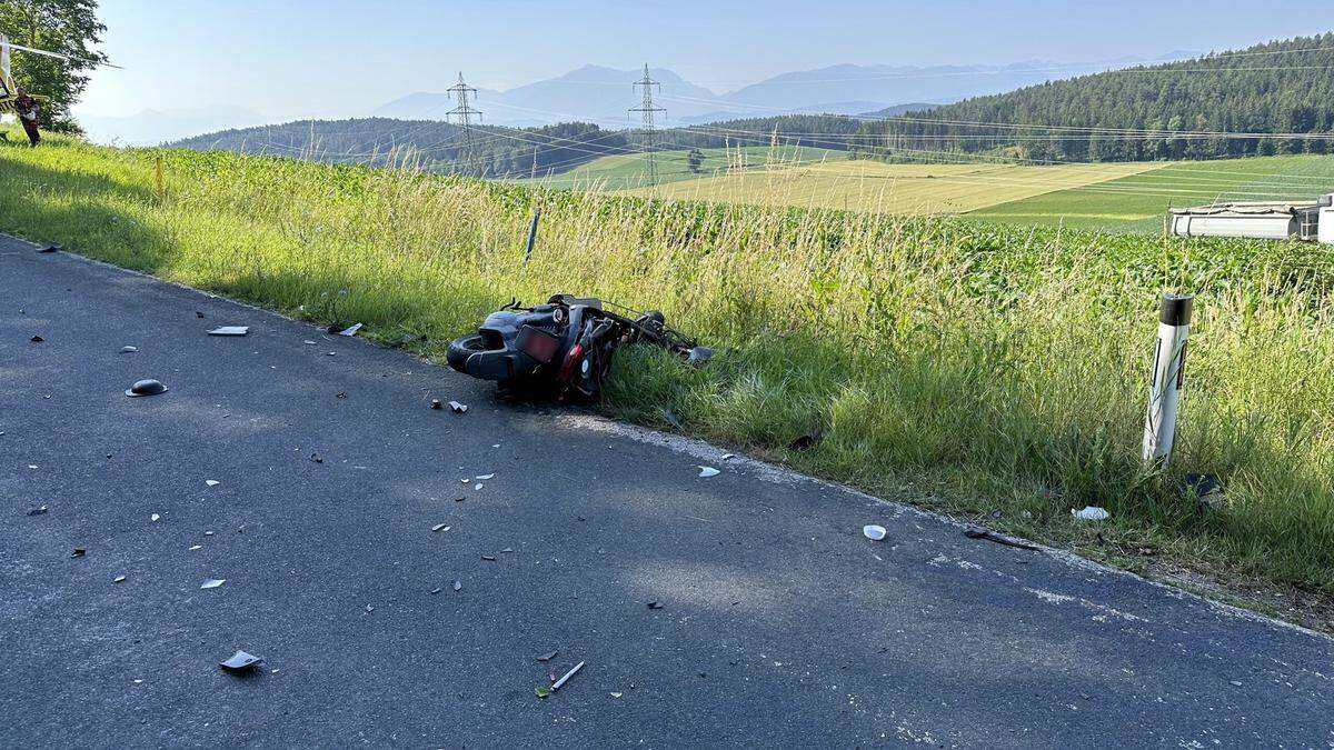 Die Magdalensberg-Straße war für die Dauer der Aufräumarbeiten gesperrt