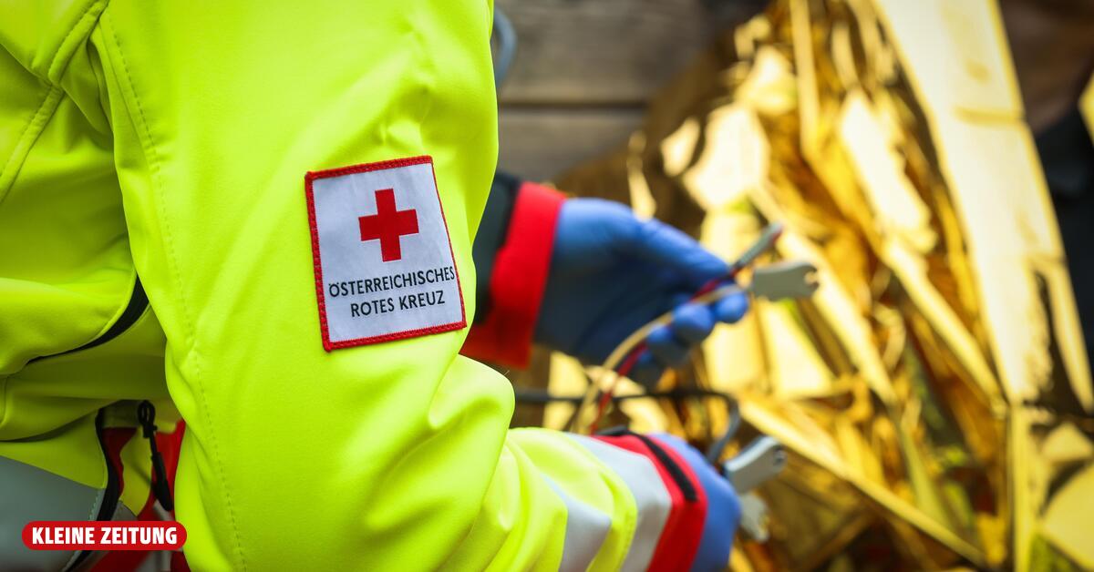 17-jähriger Steirer bei Kollision mit Auto schwer verletzt