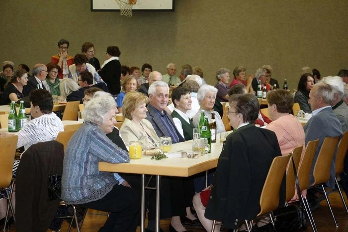 ...aus der ganzen Oststeiermark und dem Südburgenland im Kulturzentrum willkommen heißen.