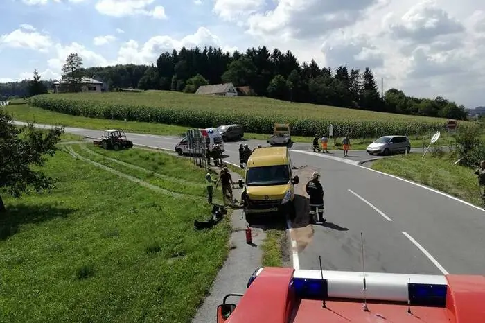 Die Feuerwehr Untergroßau war mit 16 Mann im Einsatz.