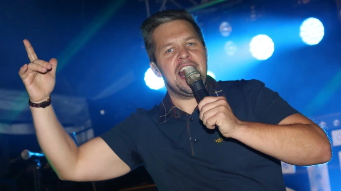 Markus Krois eröffnete das Open Air der Freiwilligen Feuerwehr Kohlberg.