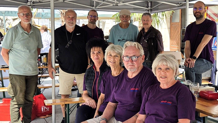 Das ehrenamtliche Team des Repair Cafés Wolfsberg half am vergangenen Samstag am Hohen Platz wieder zahlreichen Besuchern bei der Reparatur ihrer Geräte und Alltagsgegenstände