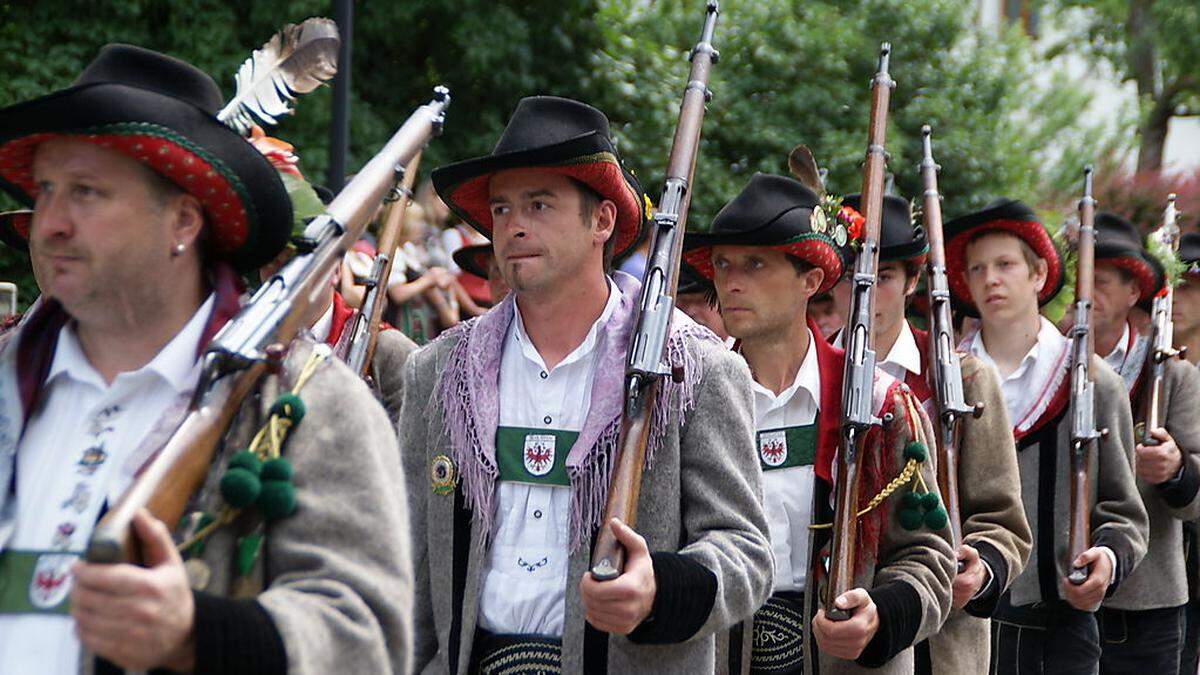 Die Osttiroler Schützenkompanien besitzen insgesamt 1000 Waffen