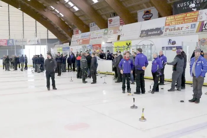 Die örtliche Stadthalle war Austragungsort der Eisstock-Landesmeisterschaften der Kärntner Feuerwehren.