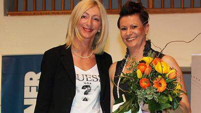 Bezirksvorsitzende: Nadine Egger (links) löste Renate Huber ab