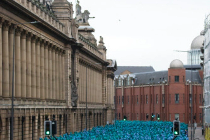 Die Aktion mit dem Titel "Sea of Hull" feiert die Beziehung der Stadt zum Meer.