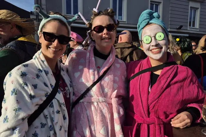 Diese Damen verlegten ihren Spa-Tag ins Freie