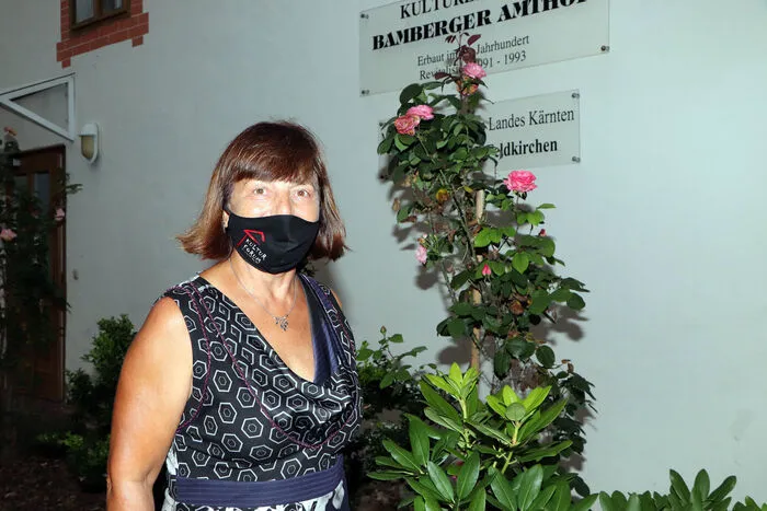 Um die Covid-19 Richtlinien einzuhalten gilt im Amthof vor und nach der Veranstaltung Maskenpflicht! Wir bitten um Verständnis!